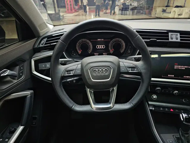 Audi Audi Q3 2022 35 TFSI Fashion Dynamic — Фото автомобиля 18