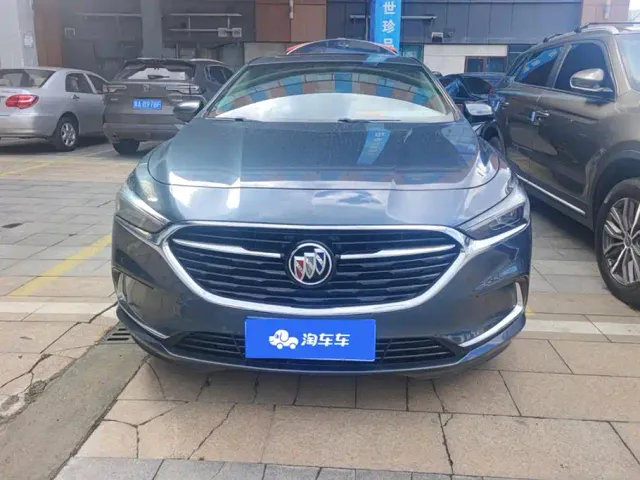 Buick LaCrosse — Фото автомобиля 2