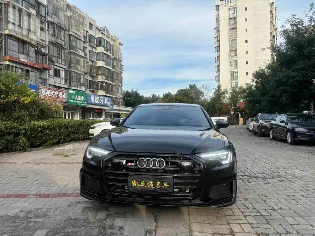 Audi A6L — Фото автомобиля 2