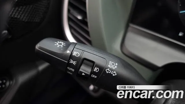 Kia Seltos New — Фото автомобиля 28
