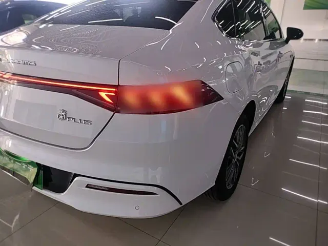 BYD Qin PLUS — Фото автомобиля 7