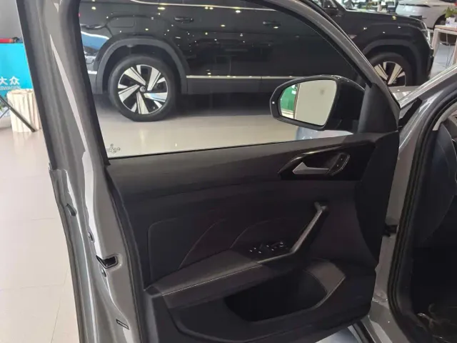 Volkswagen Tharu — Фото автомобиля 7