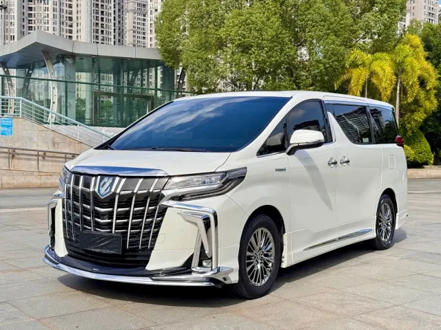 Фотография автомобиля — Toyota Alphard