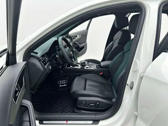 Audi A4L — Фото автомобиля 4