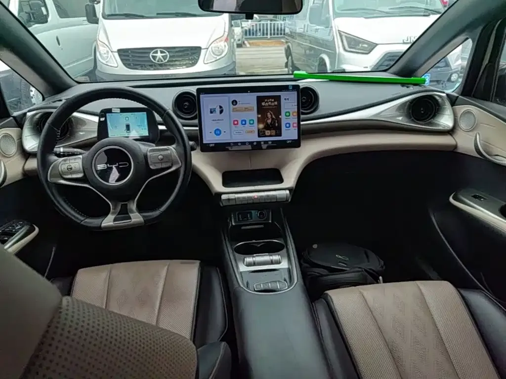 BYD Dolphin 2023 420km Fashion Edition — Фото автомобиля 9