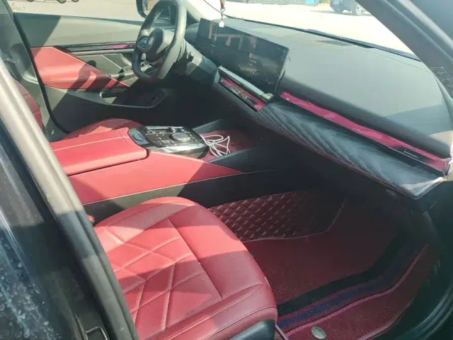 BMW 5 Series — Фото автомобиля 8
