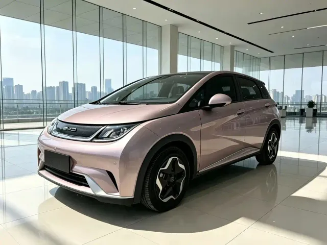 Фотография автомобиля — BYD Dolphin