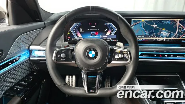 BMW 7-Series 7 серия (G70) 740i sDrive M Sport — Фото автомобиля 12