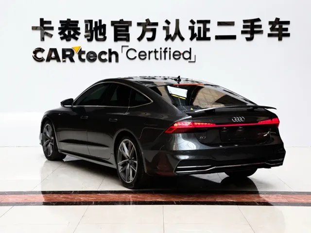 Audi A7 — Фото автомобиля 8