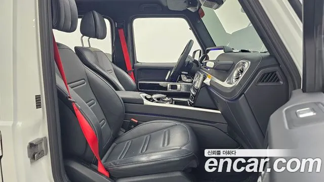 Mercedes-Benz G-Class — Фото автомобиля 3