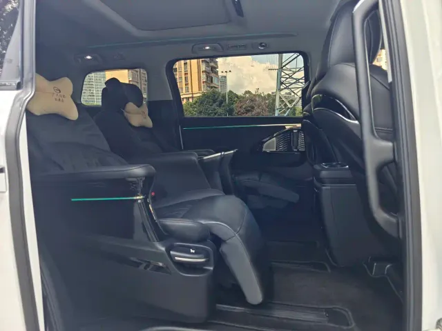 GAC Trumpchi M8 — Фото автомобиля 21