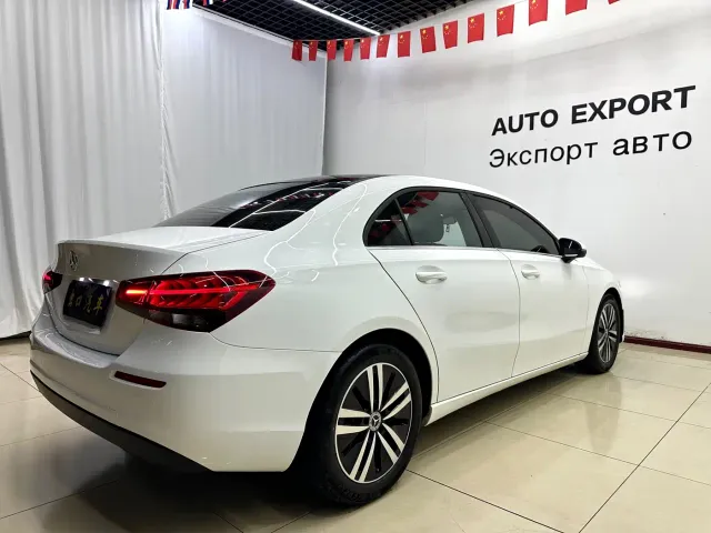 Mercedes-Benz A-Class — Фото автомобиля 4