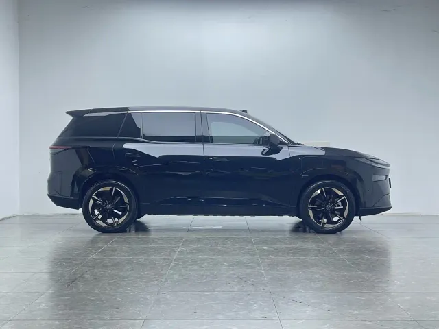Toyota BoZhi 3X — Фото автомобиля 9