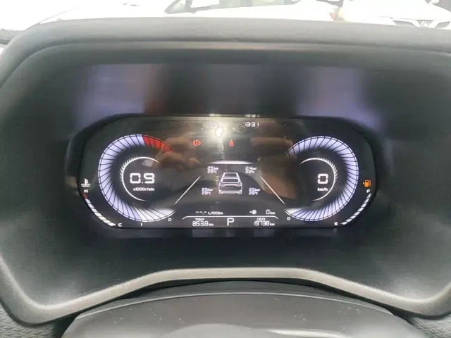 Geely Emgrand — Фото автомобиля 11