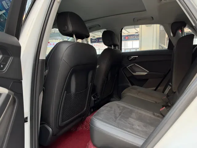 Audi Q3 — Фото автомобиля 9