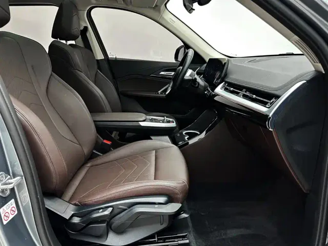 BMW X1 — Фото автомобиля 12