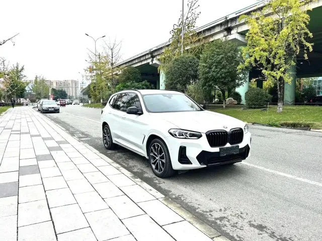 BMW X3 — Фото автомобиля 3