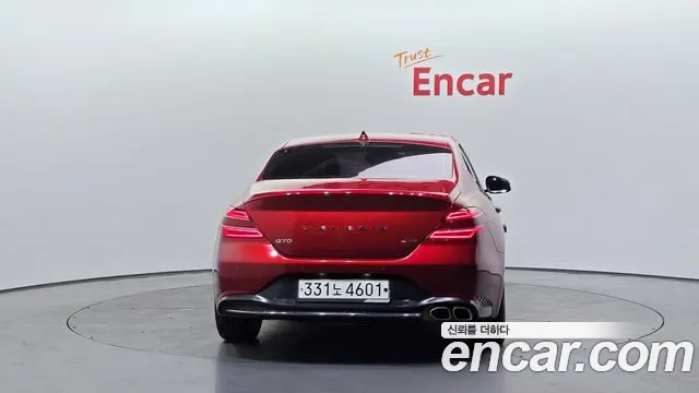 Genesis G70 — Фото автомобиля 4