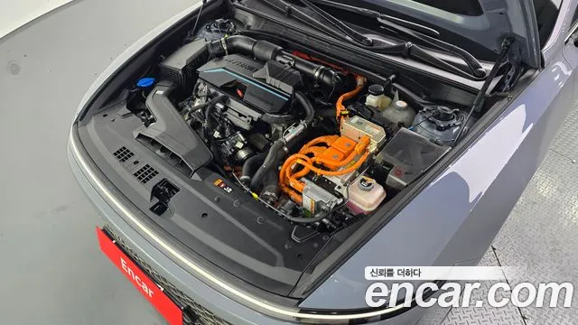 Hyundai Grandeur GN7 — Фото автомобиля 9