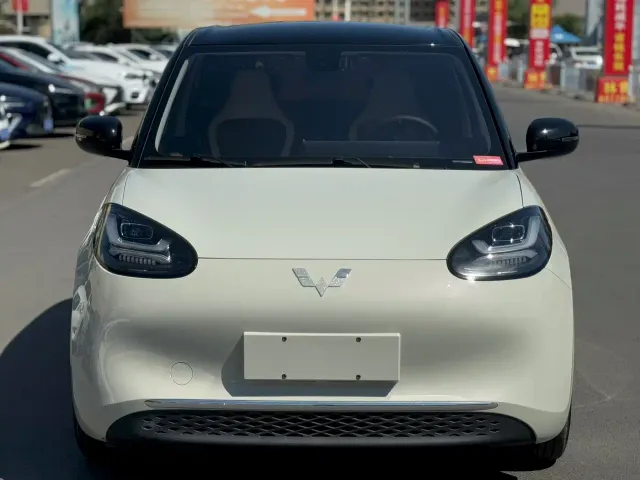 Wuling Bingo — Фото автомобиля 2