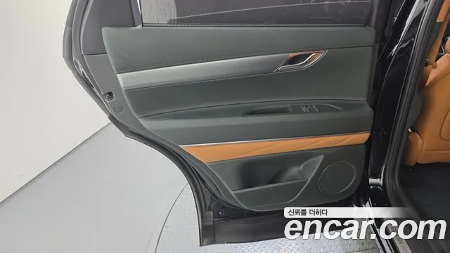 Genesis GV80 — Фото автомобиля 14