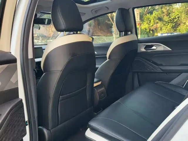 Geely Geometry E Firefly — Фото автомобиля 4