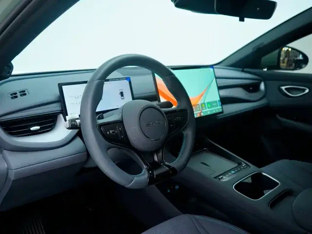 BYD Seal 06 GT — Фото автомобиля 16
