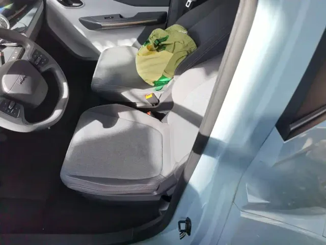 Wuling NanoEV — Фото автомобиля 14