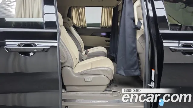Kia Canival Carnival 4 поколение Дизель 9 мест Hi-Limousine — Фото автомобиля 11