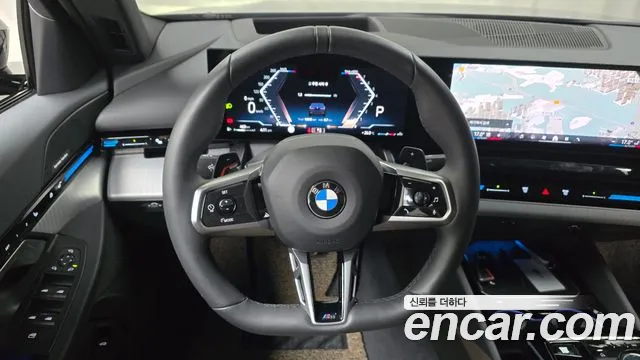 BMW 5 Series G60 — Фото автомобиля 19