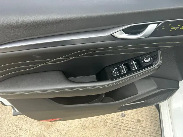 Geely Xingrui — Фото автомобиля 10