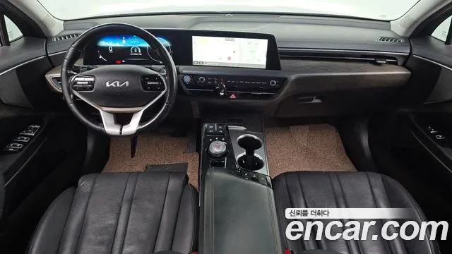 Kia K8 — Фото автомобиля 3