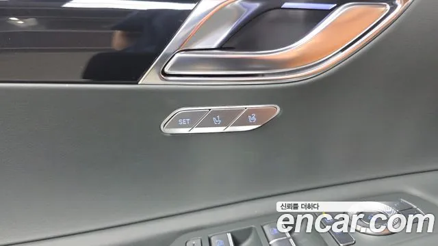 Genesis GV80 2.5T Бензин AWD — Фото автомобиля 18