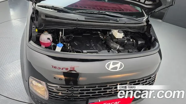 Hyundai Staria — Фото автомобиля 9