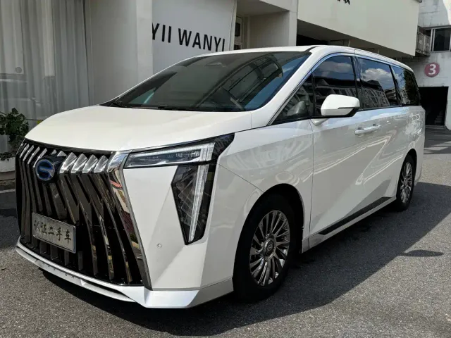 Фотография автомобиля — GAC Trumpchi M8