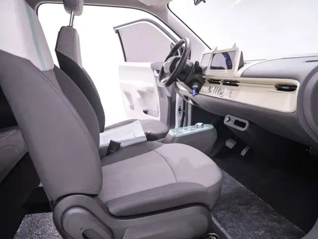 Changan Lumin — Фото автомобиля 19