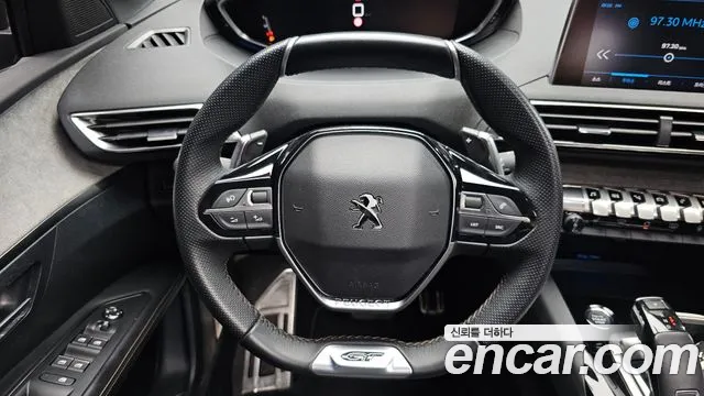 Peugeot 3008 — Фото автомобиля 11
