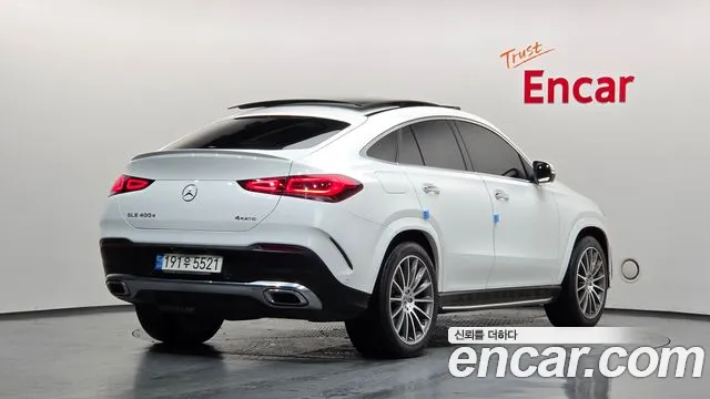 Mercedes-Benz GLE-Class — Фото автомобиля 2