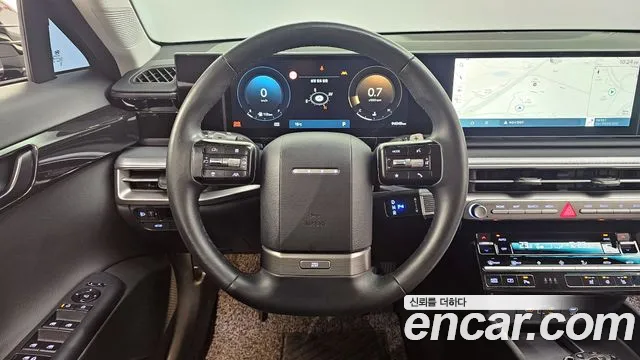 Hyundai Grandeur Grandeur (GN7) 2.5 Бензин 2WD — Фото автомобиля 13
