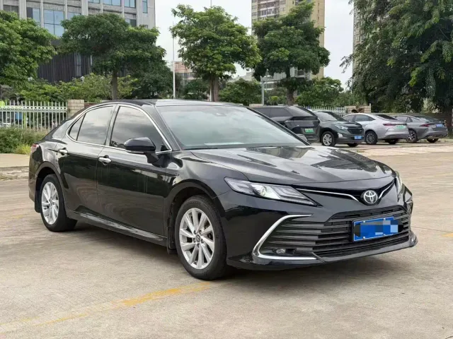 Toyota Camry — Фото автомобиля 3