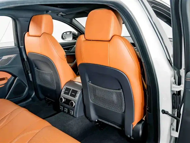 Jaguar XFL — Фото автомобиля 22