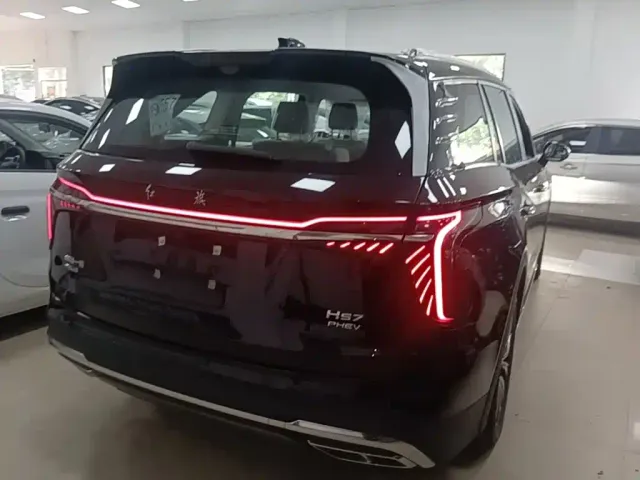 Hongqi HS7 PHEV — Фото автомобиля 6