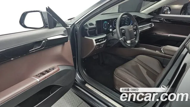 Hyundai Grandeur GN7 — Фото автомобиля 10