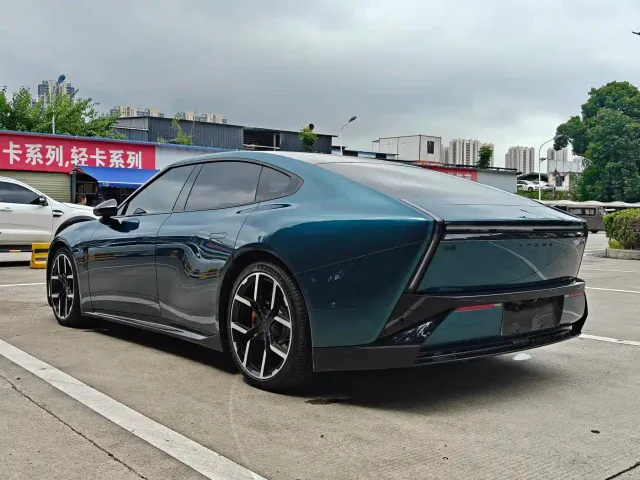Xpeng P7 — Фото автомобиля 7