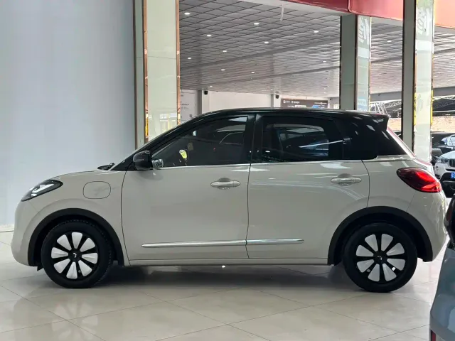 Wuling Bingo — Фото автомобиля 6