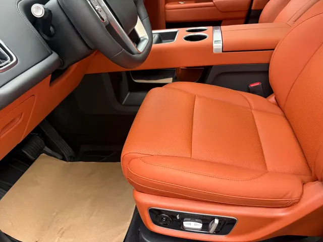 Li Auto L9 — Фото автомобиля 5