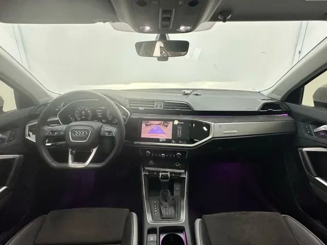 Audi Q3 — Фото автомобиля 12