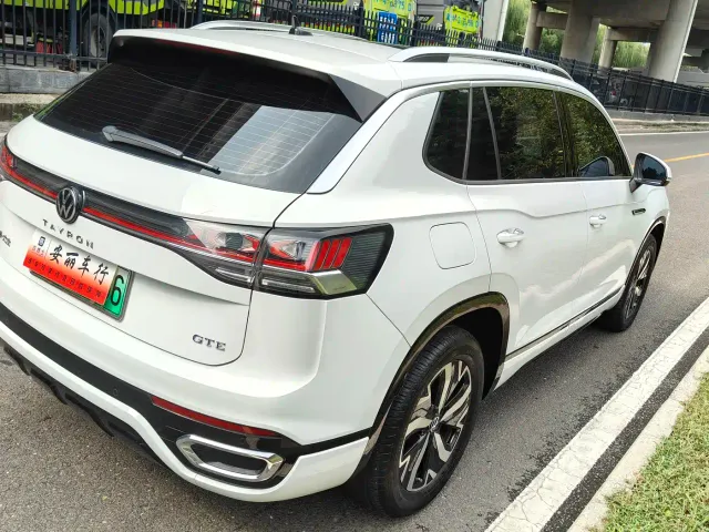 Volkswagen Tayron GTE Plug-in Hybrid — Фото автомобиля 6