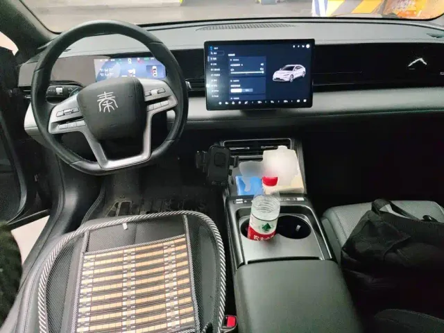 BYD Qin L — Фото автомобиля 5