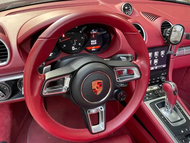 Porsche 718 — Фото автомобиля 10